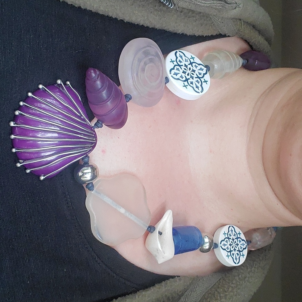 Chicos Statement Seashell Necklace - image 4